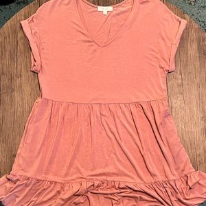 Dusty rose short sleeve v neck tiered dress with pockets